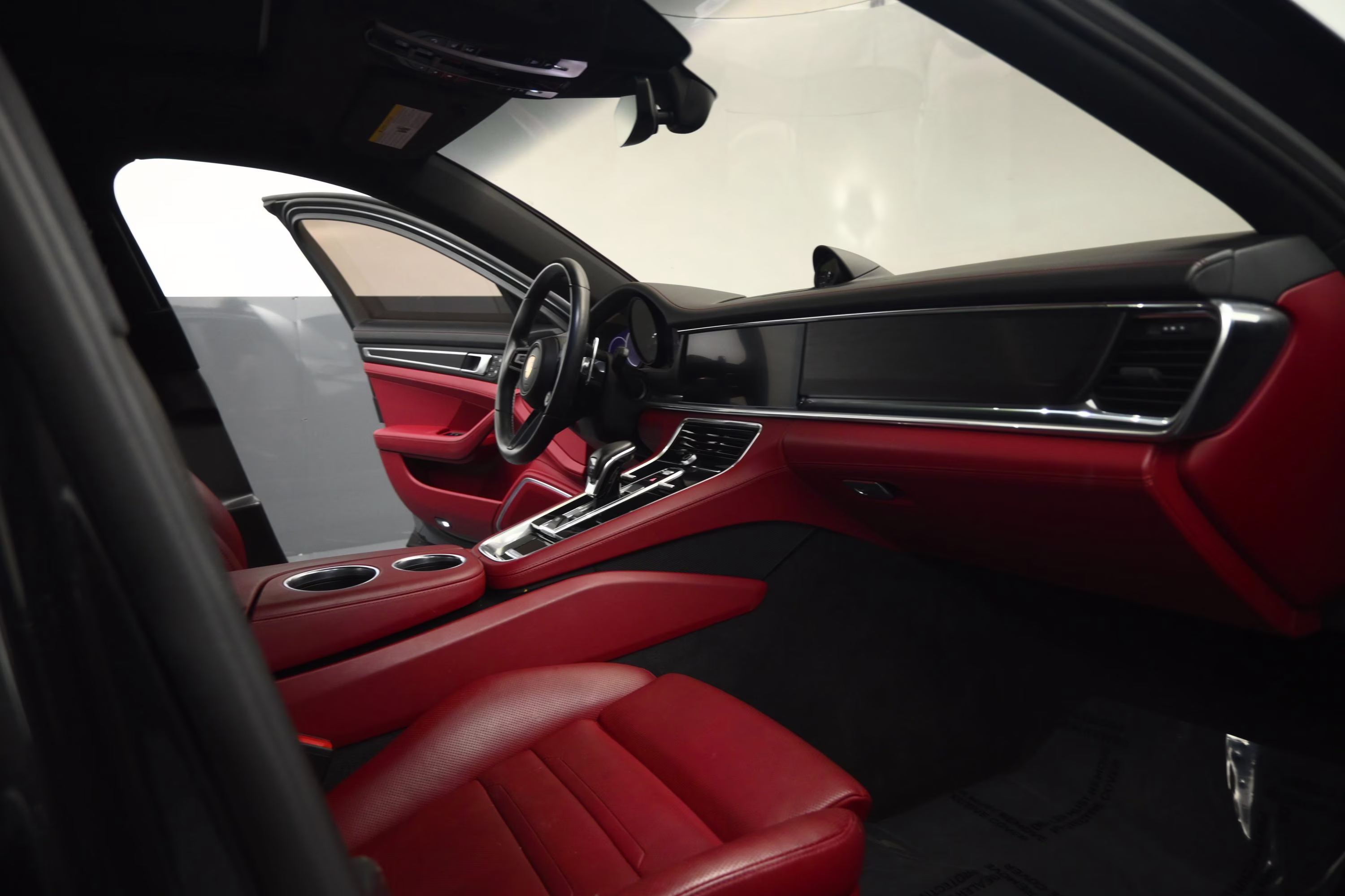 2023 Volcano Grey Metallic Porsche Panamera Platinum Edition RWD Hatchback