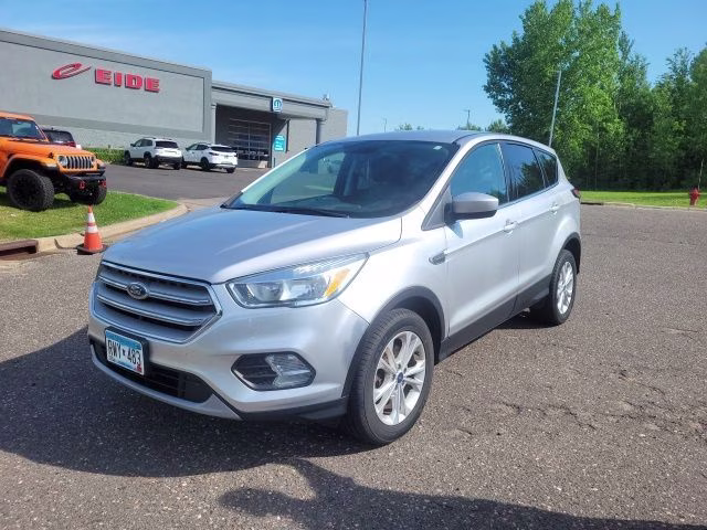 2017 Ingot Silver Ford Escape SE 4X4 SUV
