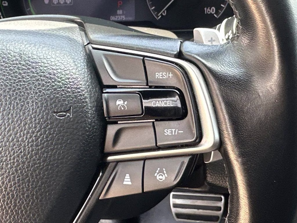 2022 Silver Metallic Honda Accord Hybrid Sport FWD Sedan