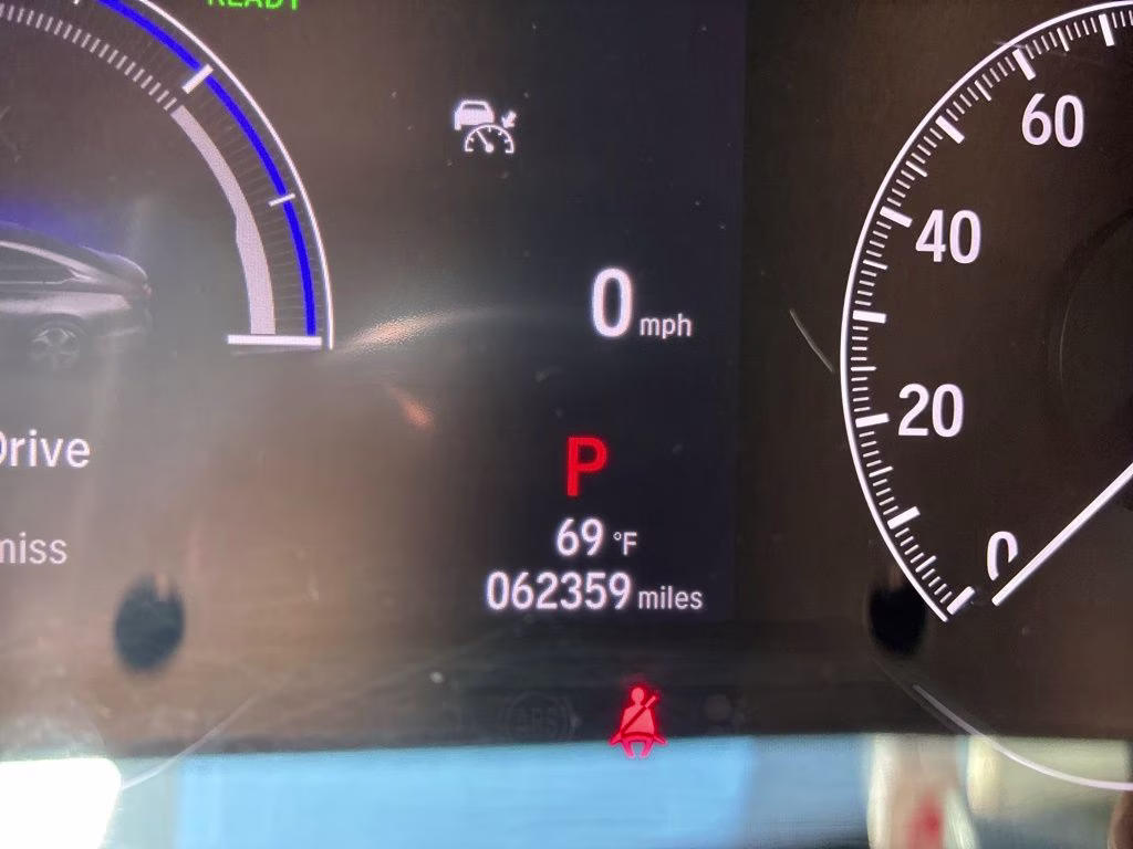 2022 Silver Metallic Honda Accord Hybrid Sport FWD Sedan