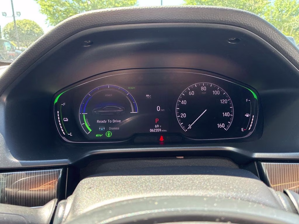 2022 Silver Metallic Honda Accord Hybrid Sport FWD Sedan