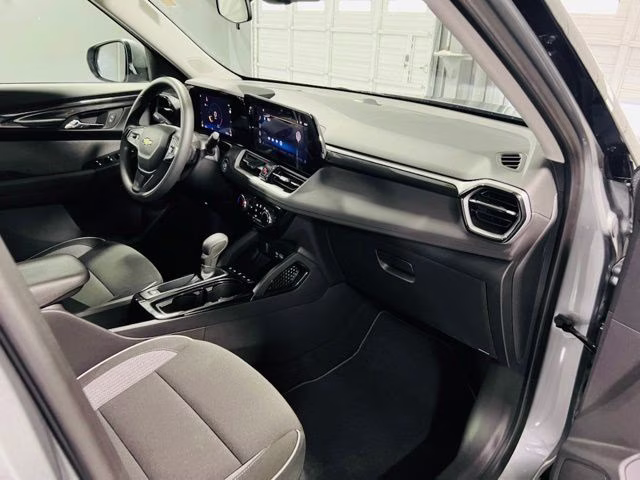 2026 Sterling Gray Metallic Chevrolet Trailblazer LT FWD SUV