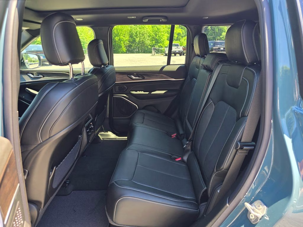 2026 Steel Blue Jeep Grand Cherokee Limited Reserve 4X4 SUV