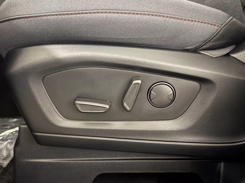 2026 Agate Black Metallic Ford Explorer Active RWD SUV