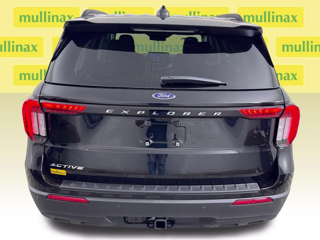 2026 Agate Black Metallic Ford Explorer Active RWD SUV