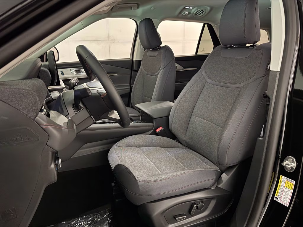 2026 Agate Black Metallic Ford Explorer Active RWD SUV