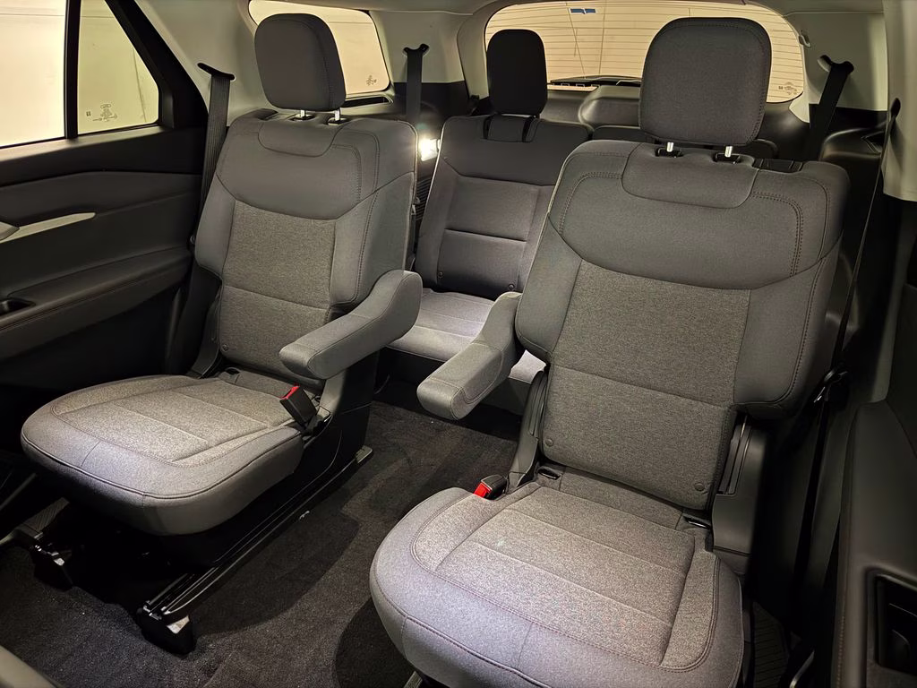 2026 Carbonized Gray Metallic Ford Explorer Active RWD SUV