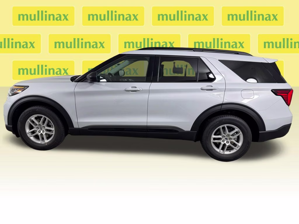 2026 Space White Metallic Ford Explorer Active RWD SUV