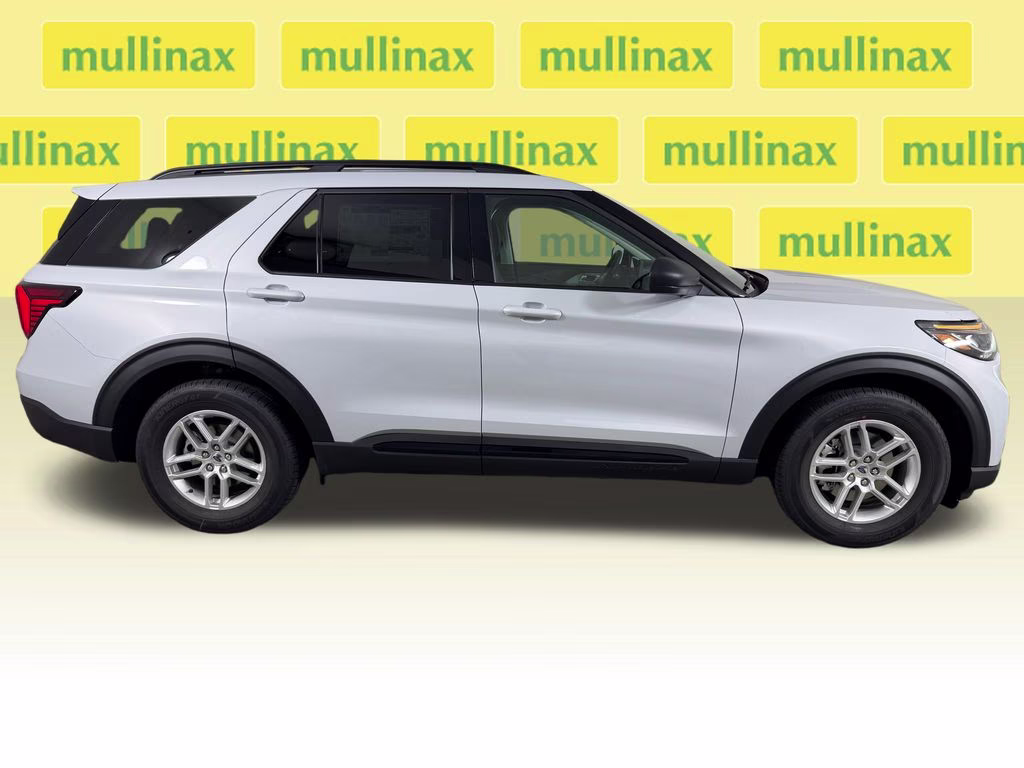 2026 Space White Metallic Ford Explorer Active RWD SUV