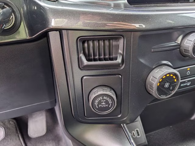 2026 Oxford White Ford F-150 STX RWD Truck