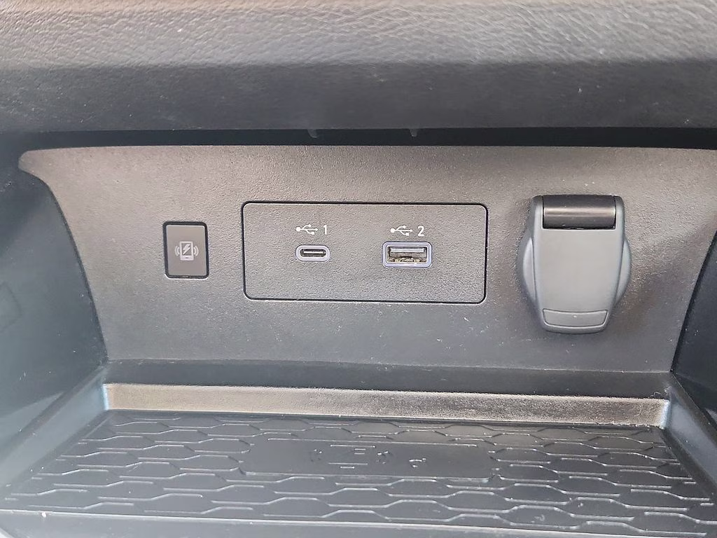 2024 Brilliant Silver Metallic Nissan Altima 2.5 SR FWD Sedan