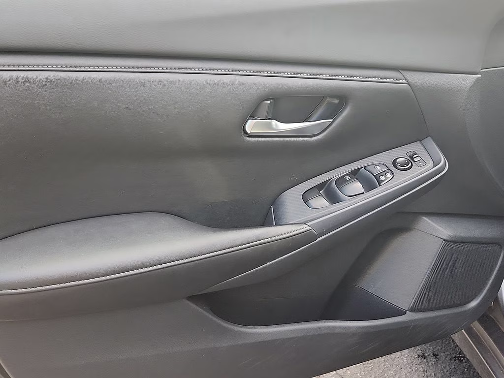 2023 Gun Metallic Nissan Sentra SV FWD Sedan