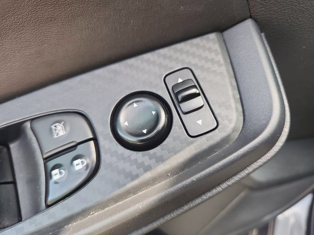 2023 Gun Metallic Nissan Sentra SV FWD Sedan