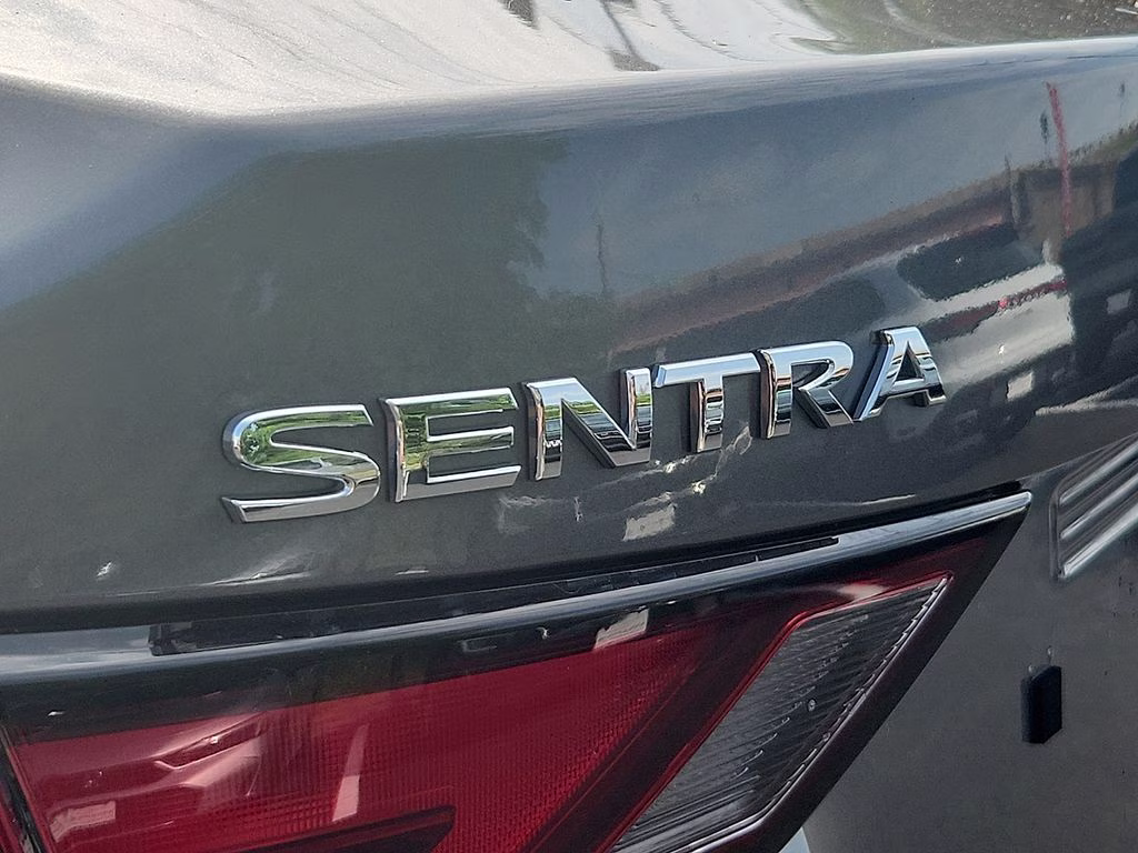 2023 Gun Metallic Nissan Sentra SV FWD Sedan