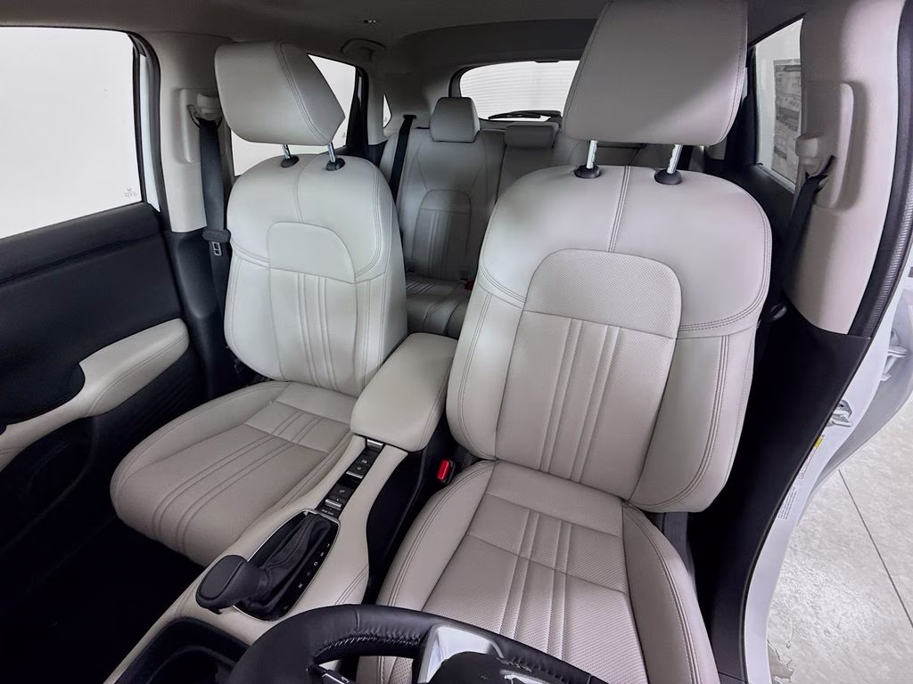 2027 Platinum White Pearl Honda HR-V EX-L AWD SUV