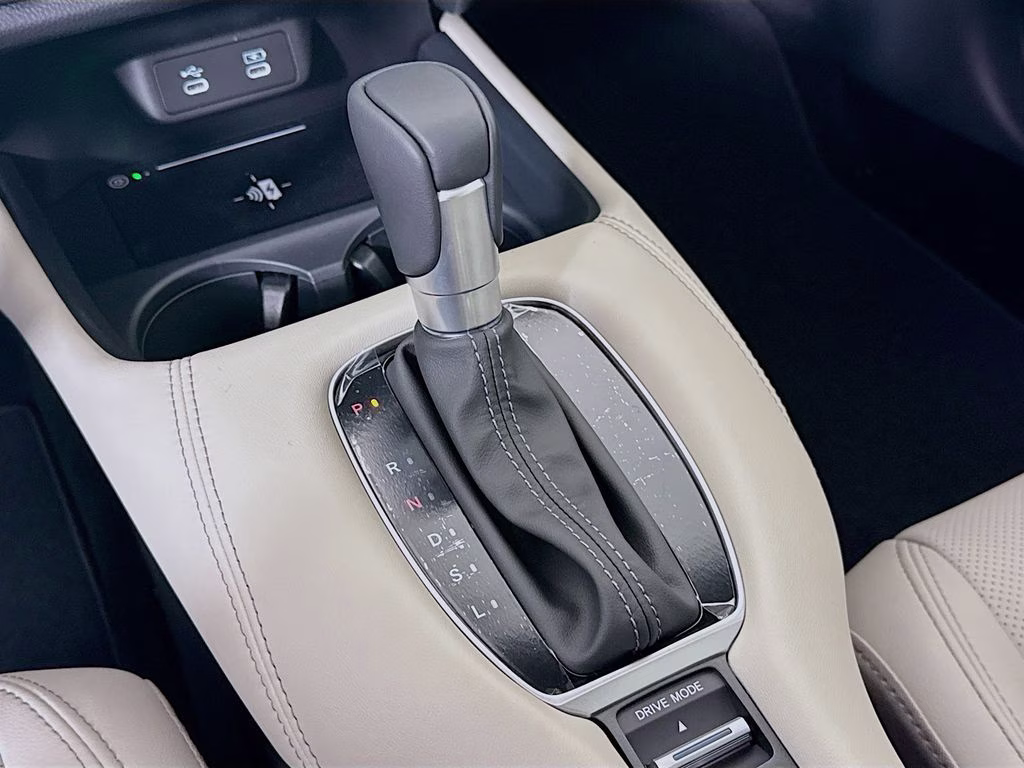 2027 Platinum White Pearl Honda HR-V EX-L AWD SUV