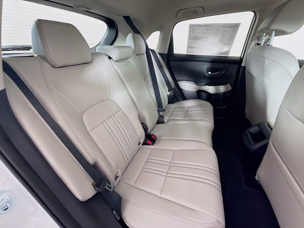 2027 Platinum White Pearl Honda HR-V EX-L AWD SUV