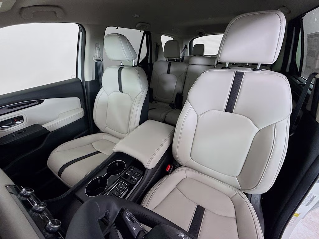 2026 Platinum White Pearl Honda Pilot EX-L FWD SUV