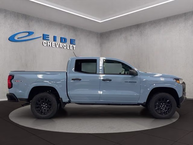 2026 Snowdrift Metallic Chevrolet Colorado Work Truck 4X4 Truck