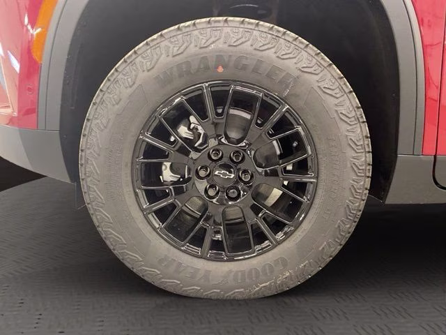 2026 Radiant Red Tintcoat Chevrolet Traverse Z71 AWD SUV