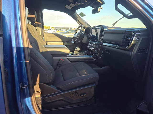 2023 Atlas Blue Metallic Ford F-150 XLT 4X4 Truck