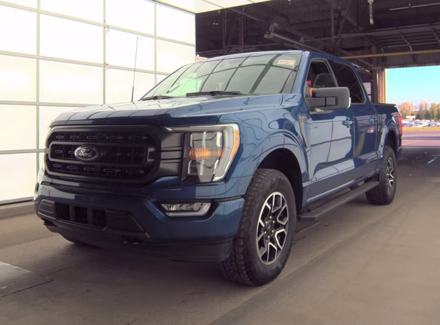 2023 Atlas Blue Metallic Ford F-150 XLT 4X4 Truck