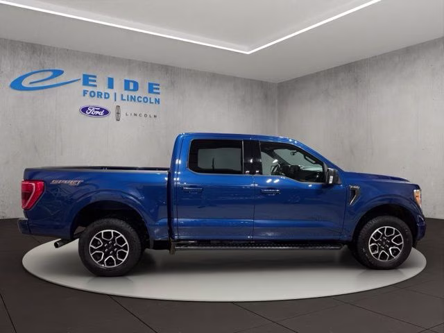 2023 Atlas Blue Metallic Ford F-150 XLT 4X4 Truck