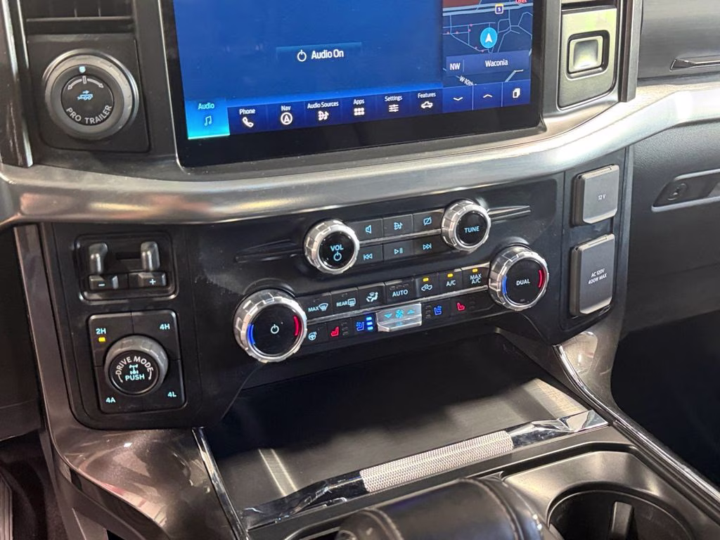 2023 Agate Black Metallic Ford F-150 Lariat 4X4 Truck
