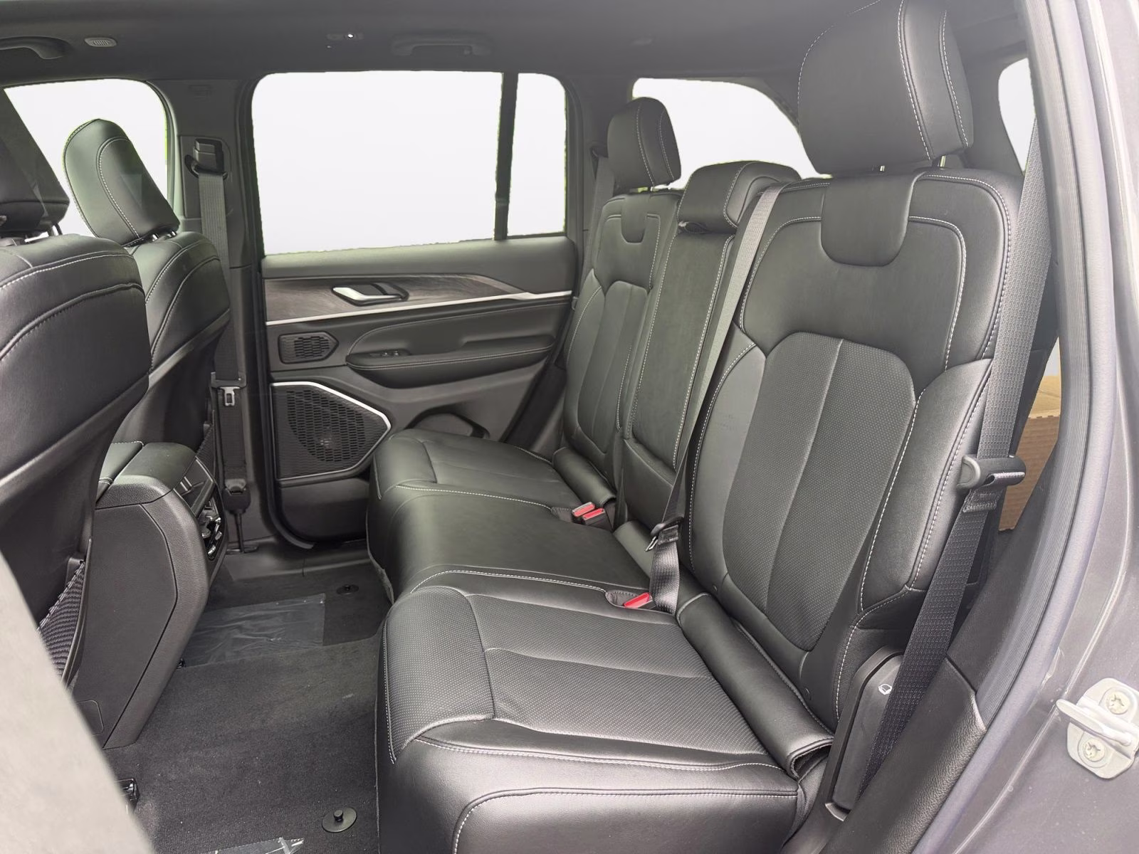 2026 Baltic Gray Metallic Clearcoat Jeep Grand Cherokee Limited Reserve 4X4 SUV
