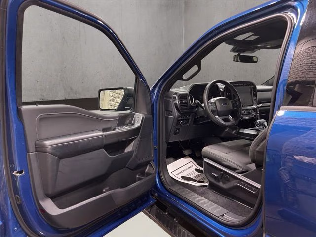 2023 Atlas Blue Metallic Ford F-150 XLT 4X4 Truck