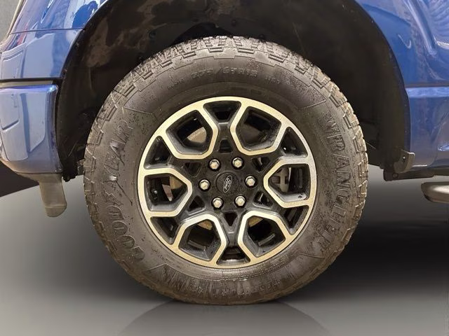 2023 Atlas Blue Metallic Ford F-150 XLT 4X4 Truck