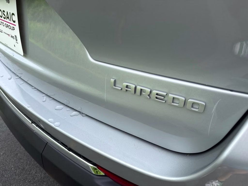 2026 Silver Zynith Jeep Grand Cherokee L Laredo 4X4 SUV