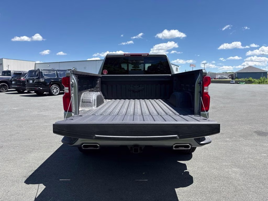 2026 Sterling Gray Metallic Chevrolet Silverado 1500 RST 4X4 Truck