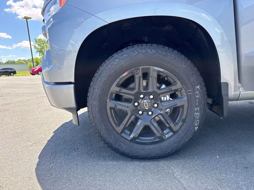 2026 Sterling Gray Metallic Chevrolet Silverado 1500 RST 4X4 Truck