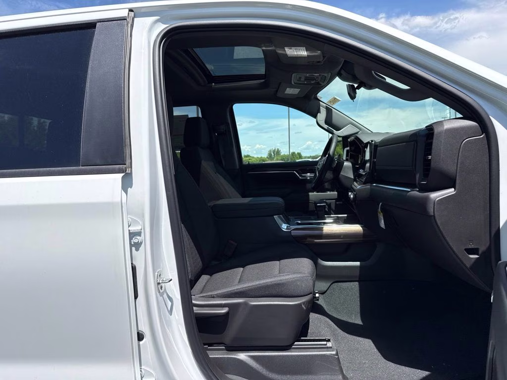 2026 Summit White Chevrolet Silverado 1500 RST 4X4 Truck
