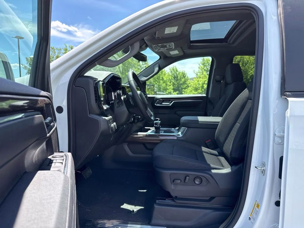 2026 Summit White Chevrolet Silverado 1500 RST 4X4 Truck