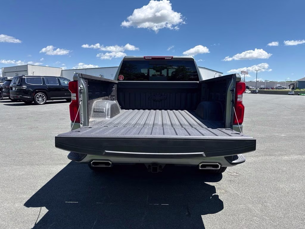 2026 Sterling Gray Metallic Chevrolet Silverado 1500 RST 4X4 Truck