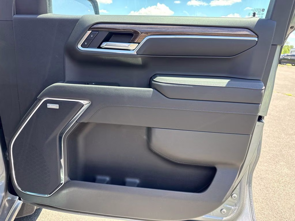 2026 Sterling Gray Metallic Chevrolet Silverado 1500 RST 4X4 Truck