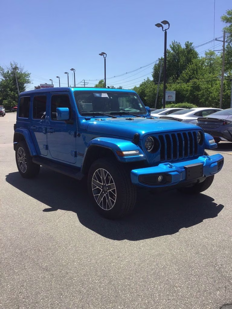 2023 Hydro Blue Pearl Coat Jeep Wrangler Sahara 4xe 4X4 SUV