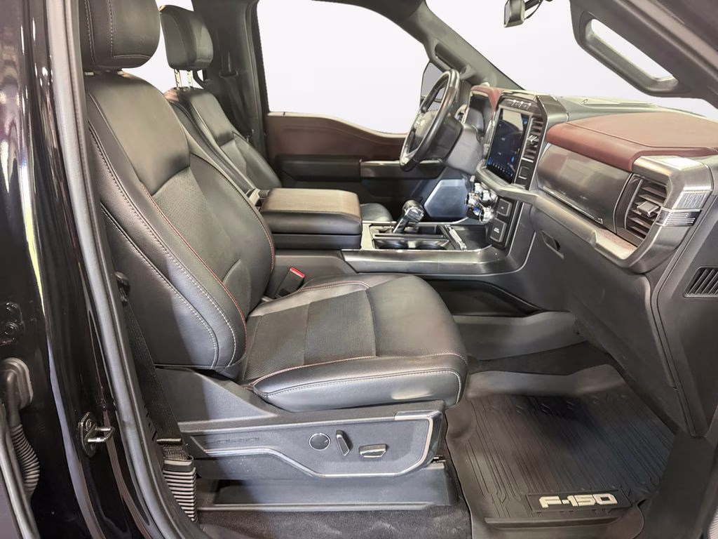 2023 Agate Black Metallic Ford F-150 Lariat 4X4 Truck