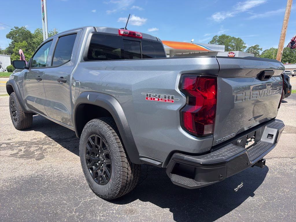 2026 Sterling Gray Metallic Chevrolet Colorado Trail Boss 4X4 Truck