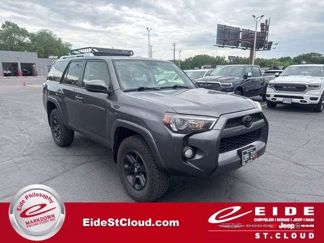 2018 Magnetic Gray Metallic Toyota 4Runner SR5 4X4 SUV