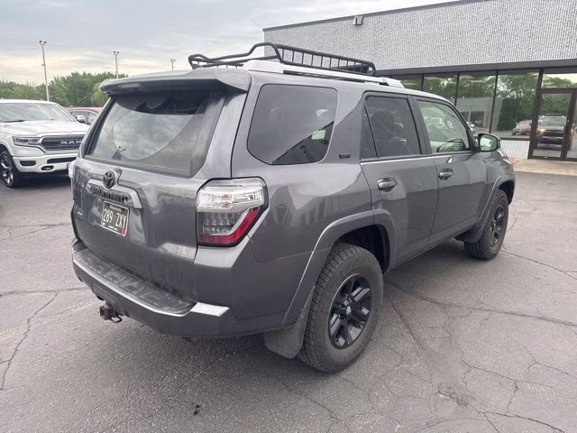 2018 Magnetic Gray Metallic Toyota 4Runner SR5 4X4 SUV