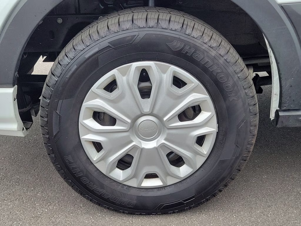 2024 Oxford White Ford Transit-350 XLT RWD Crossover
