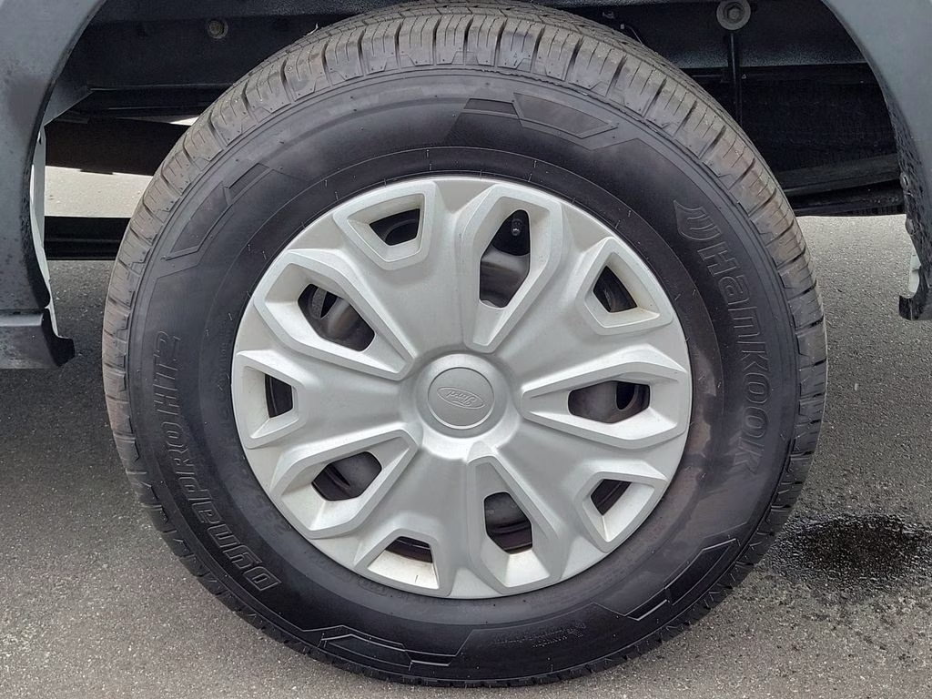 2024 Oxford White Ford Transit-350 XLT RWD Crossover