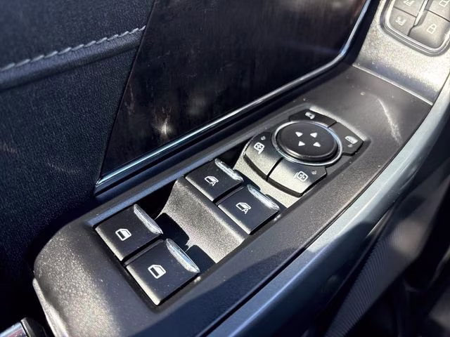 2023 Black Ford F-150 Lariat 4X4 Truck