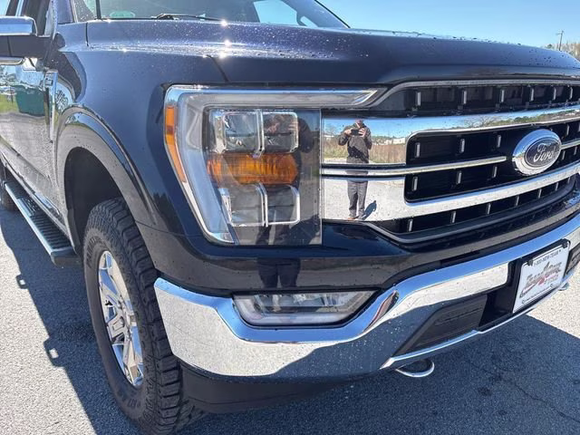 2023 Black Ford F-150 Lariat 4X4 Truck