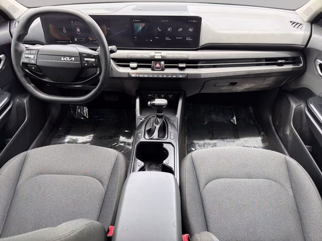 2025 Snow White Pearl Kia K4 LXS FWD Sedan