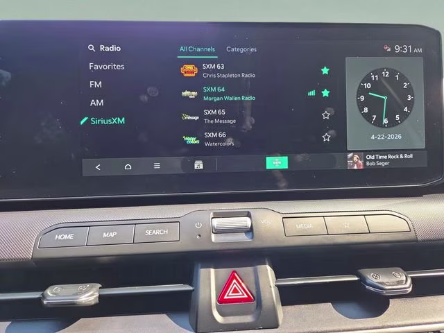 2025 Snow White Pearl Kia K4 LXS FWD Sedan