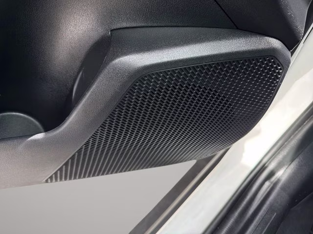 2025 Snow White Pearl Kia K4 LXS FWD Sedan